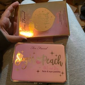 Too faced sugar peach eye and face